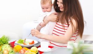 How to choose the best food for lactating mother?