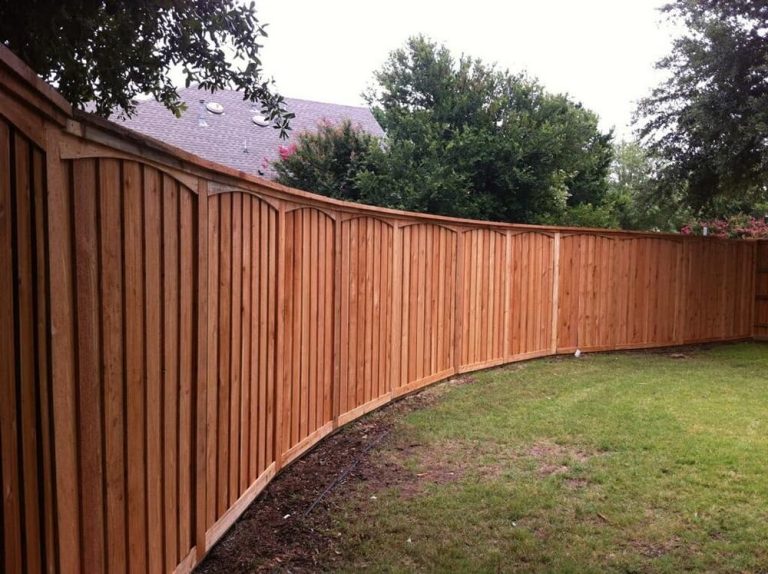 Fence Replacement Restoring Safety and Visual Appeal Around Aging Properties